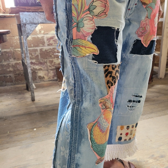 Overalls fits sizes 10 to 16, bleached, distressed denium overalls. - Picture 3 of 4
